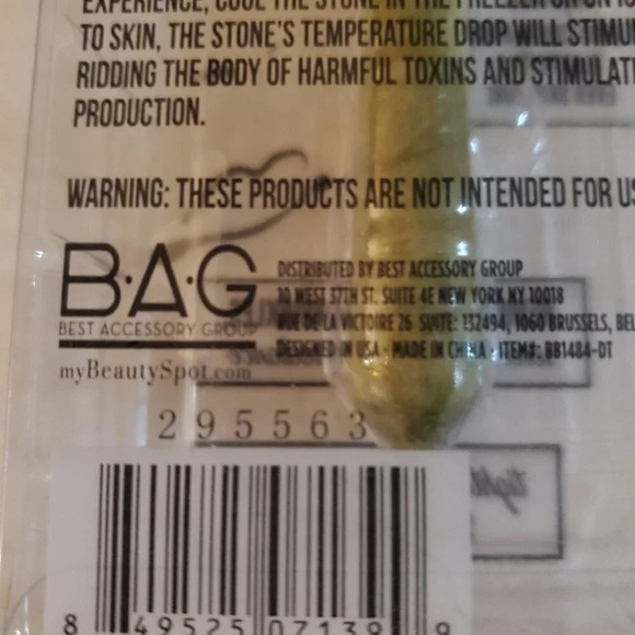 Authenic Jade Face Rollar for Tightening Skin - Picture 5 of 7